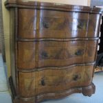430 8441 CHEST OF DRAWERS